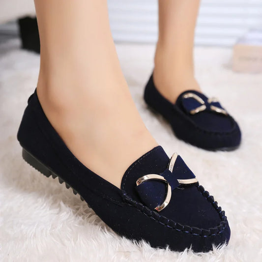 Elegant Butterfly Knot Flats